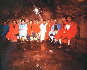 Gli speleologi della Commissione Grotte 'E. Boegan' di Trieste durante la spedizione del 1962